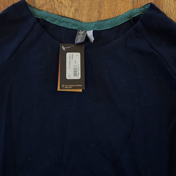 NWT Ibex Women’s Northwest Pullover Midnight - Picture 4 of 14